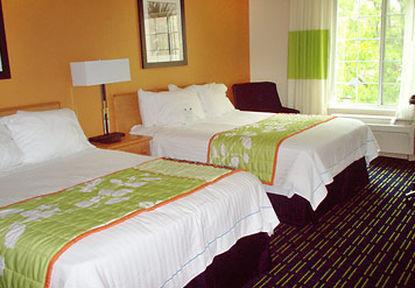 Fairfield Inn And Suites By Marriott Cincinnati Eastgate Room photo